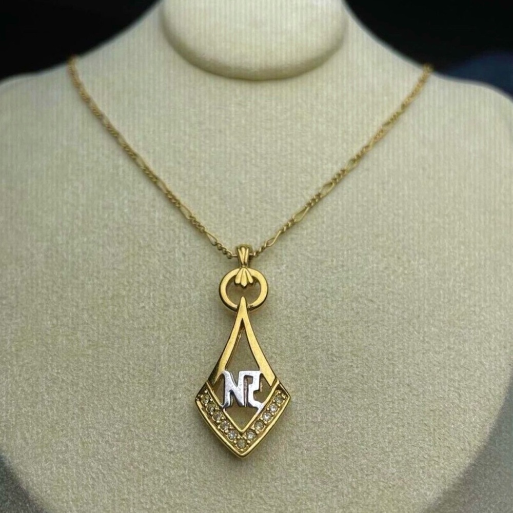 Nina Ricci Gold Necklace